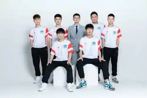 cfwe首发阵容插图1
