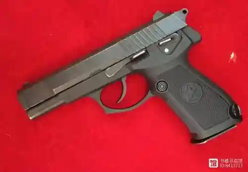 这是警察自动武器插图