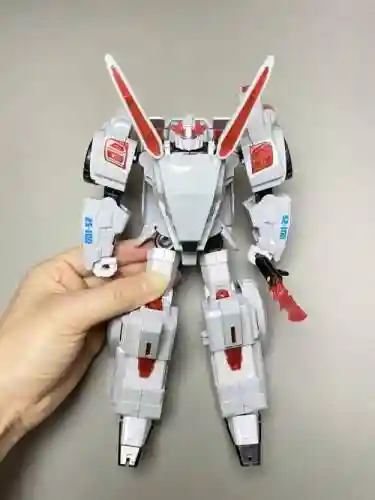 变形兔的武器，兔子变形金刚插图